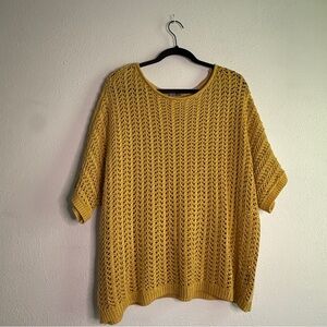 Marled Mustard Yellow Crew Neck Sweater with Open Knit Pattern. Sz L.